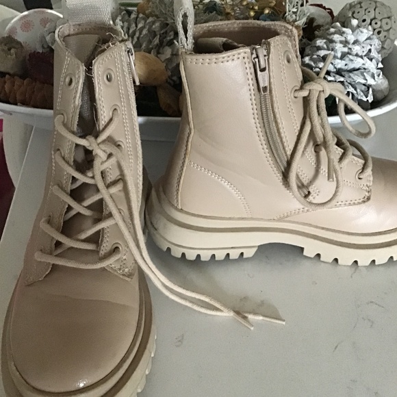 Zara Other - Zara Girl Boots size 30